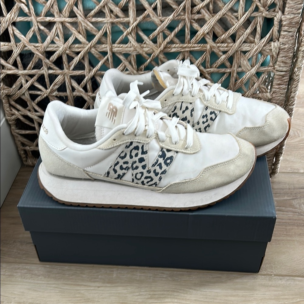 New Balance Women's Sneakers